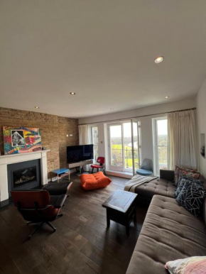 Flat with Panoramic Views